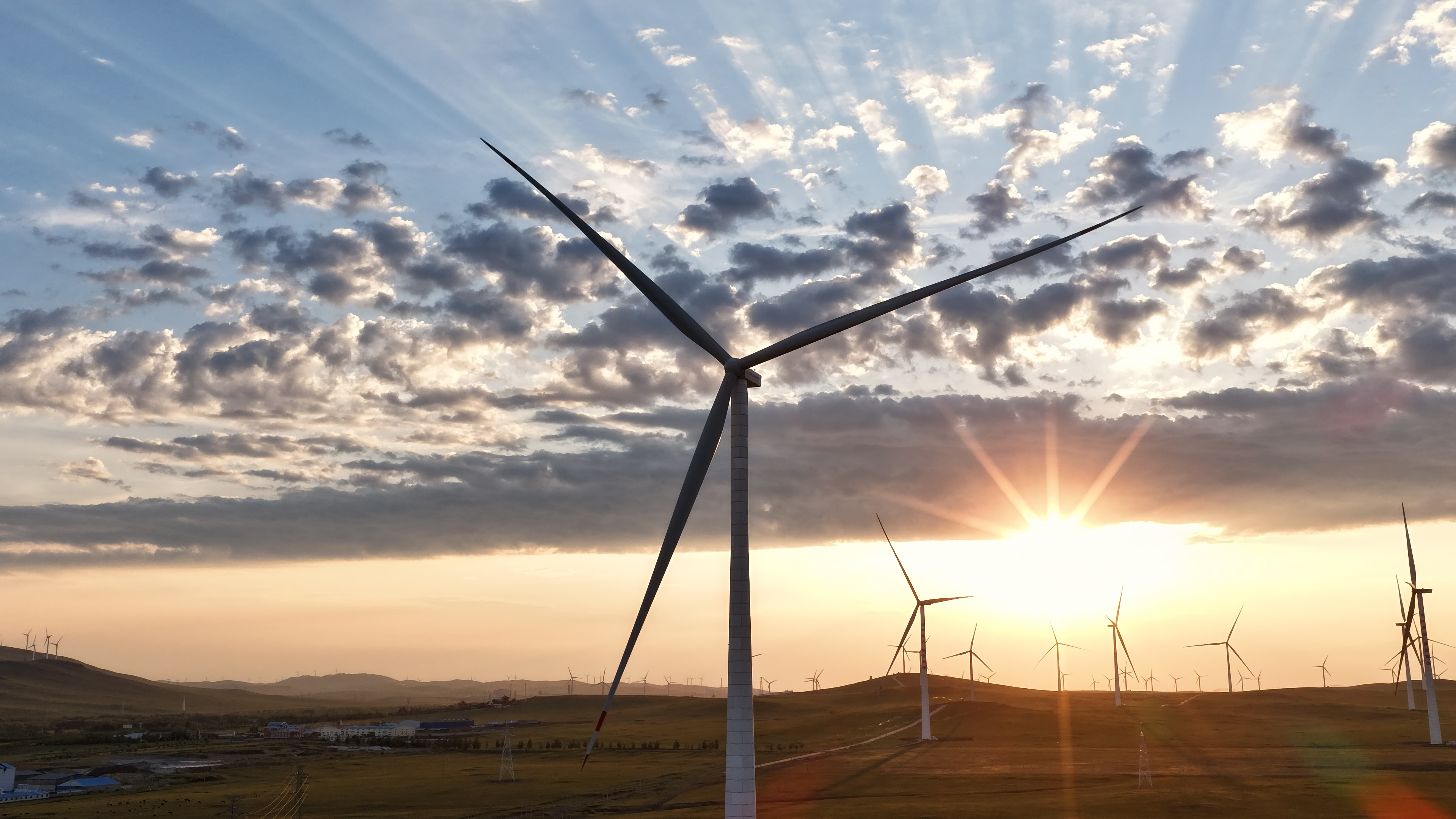 008PG国际“10MW级陆优势电机组”入选浙江制造精品！